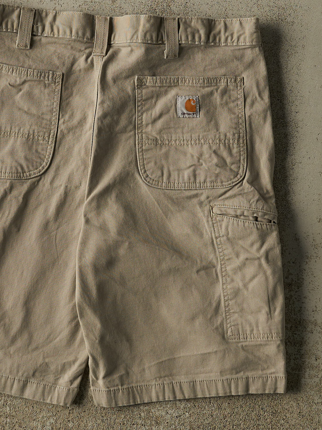 Vintage Y2K Beige Carhartt Work Shorts (38x9.5)
