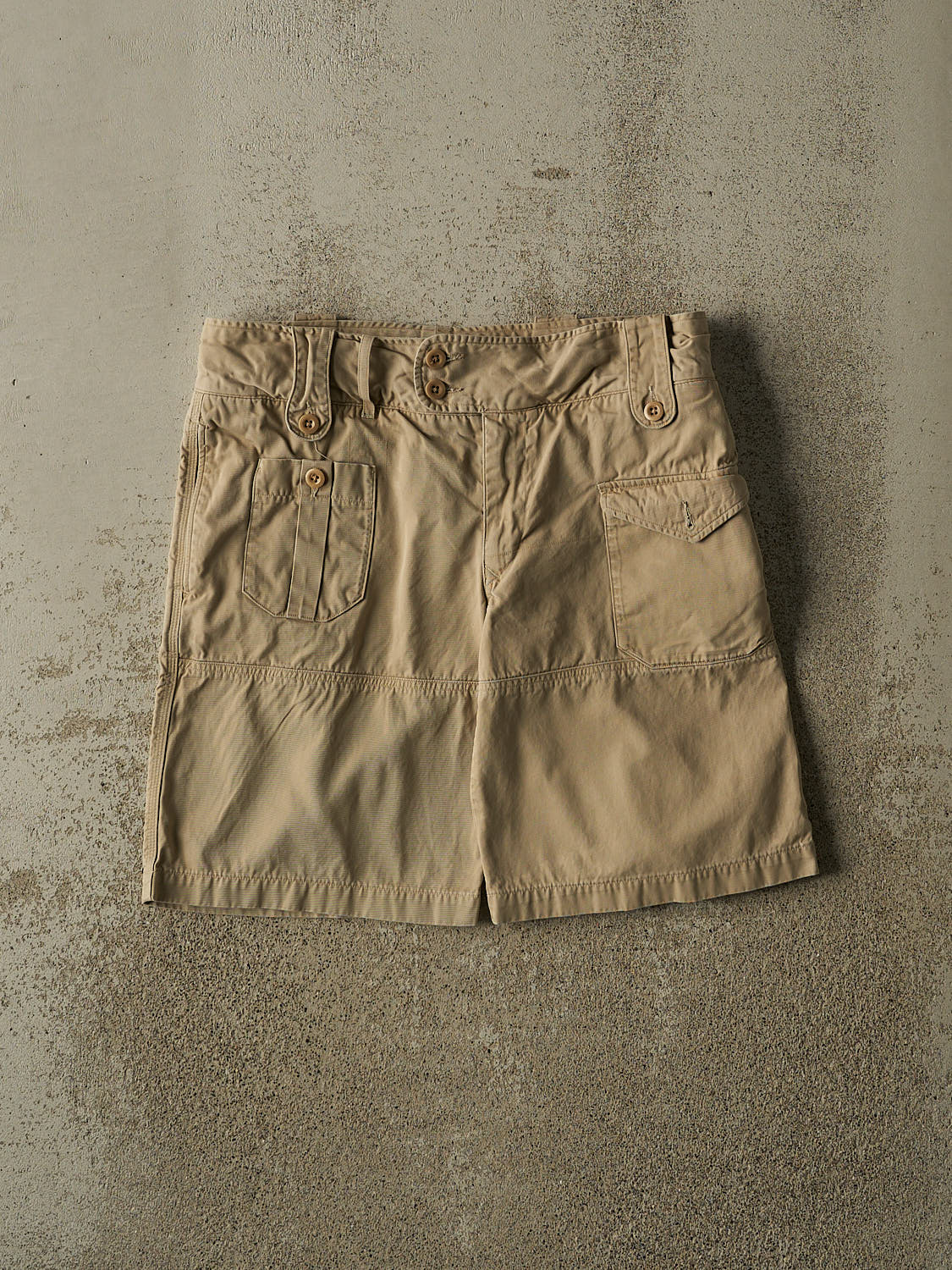 Vintage Y2K Beige Ralph Lauren Cargo Shorts (34x10.5)