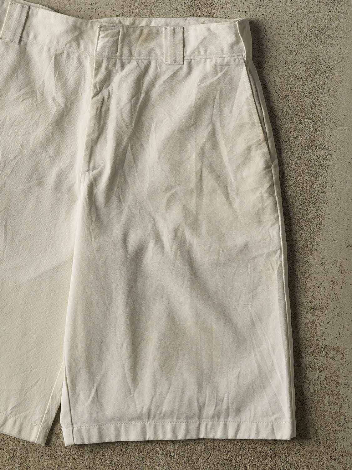 Vintage 90s White Dickies Work Shorts (34x13)