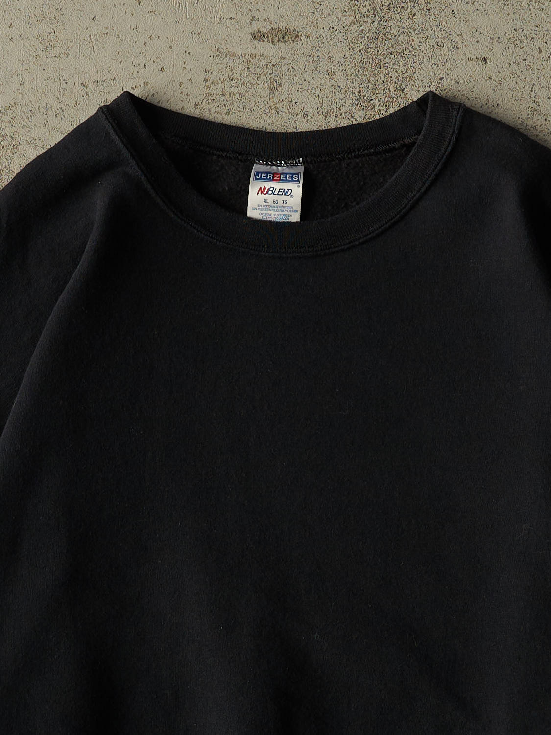 Vintage Y2K Black Blank Crewneck (XL)