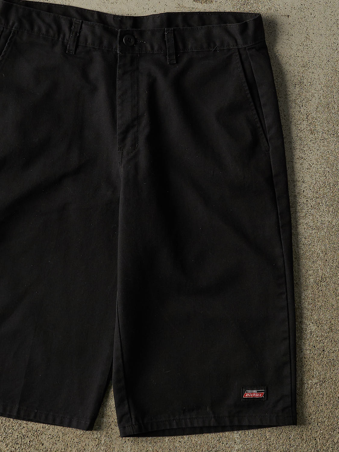 Vintage Y2K Black Dickies Work Shorts (33x14.5)