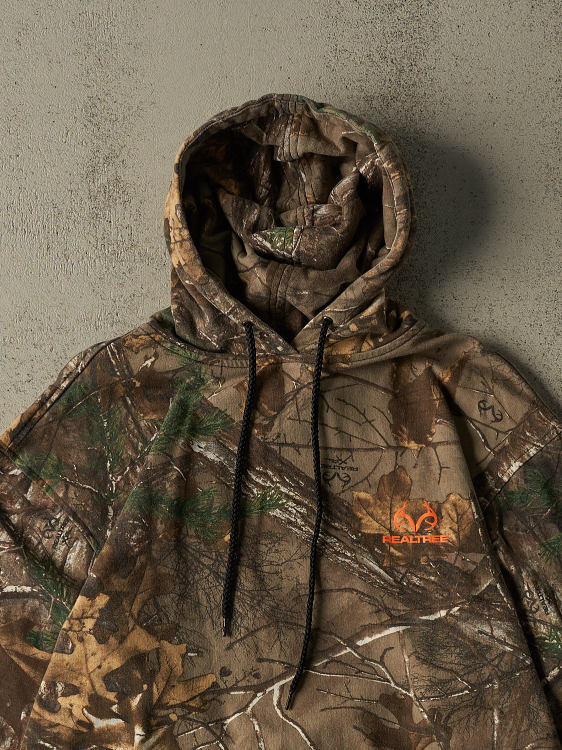 Vintage Y2K Camo Realtree Logo Hoodie (M/L)