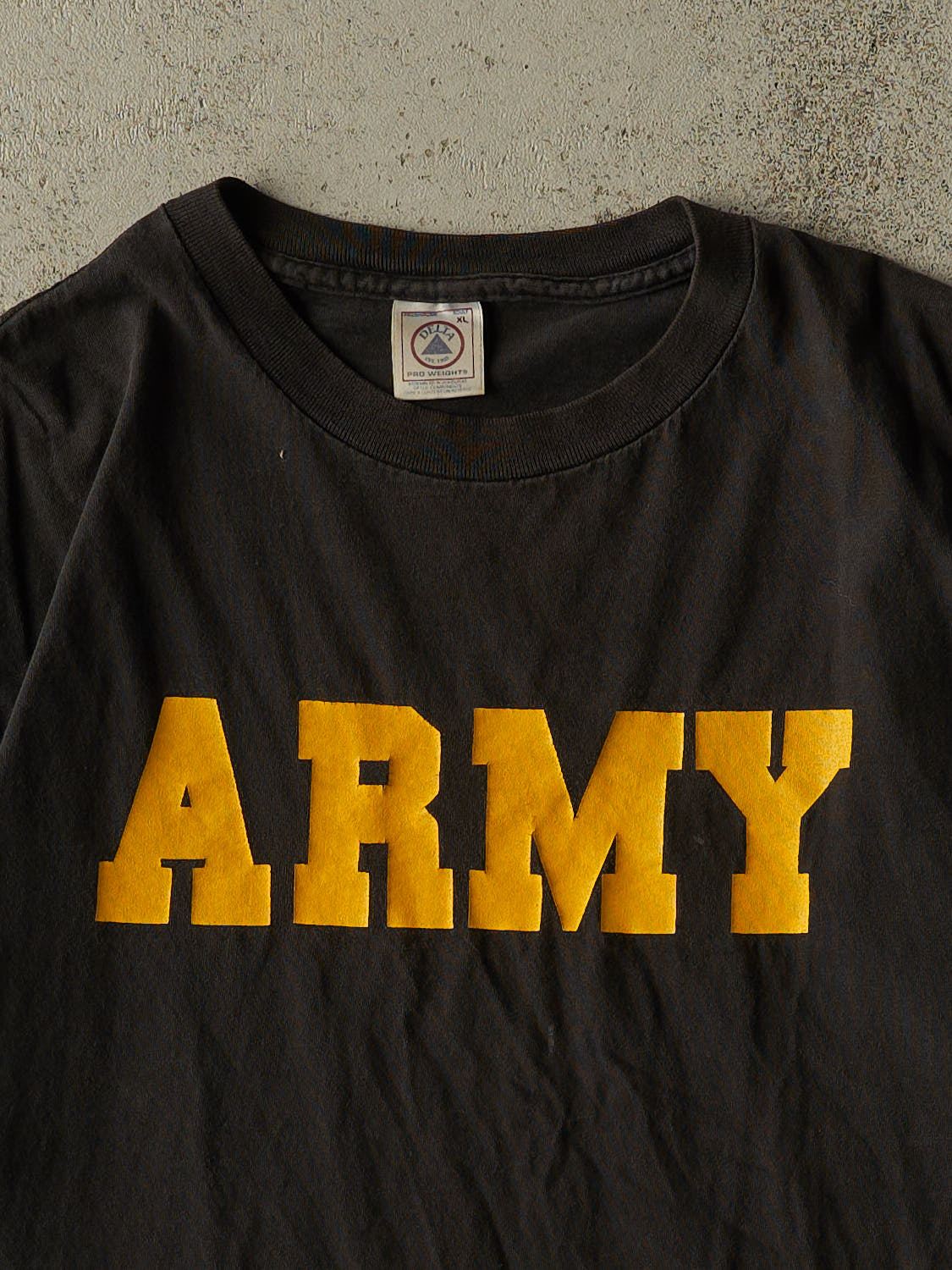 Vintage 90s Faded Black United States Army Tee (XL)