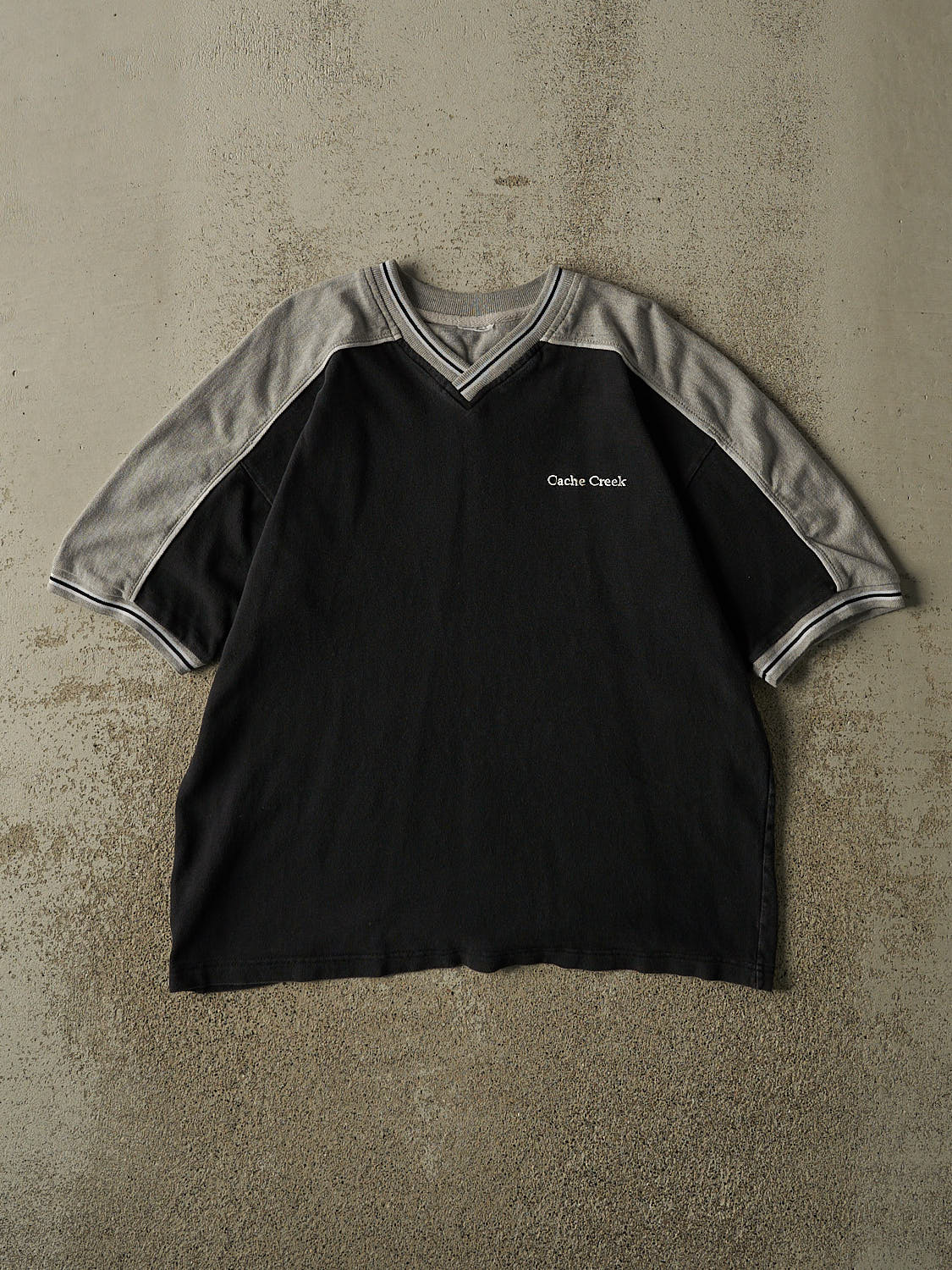 Vintage 90s Black Cache Creek Embroidered Tee (M/L)