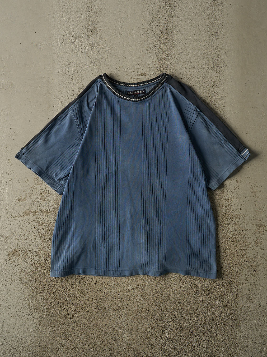 Vintage Y2K Blue BC Clothing Textured Tee (L/XL)