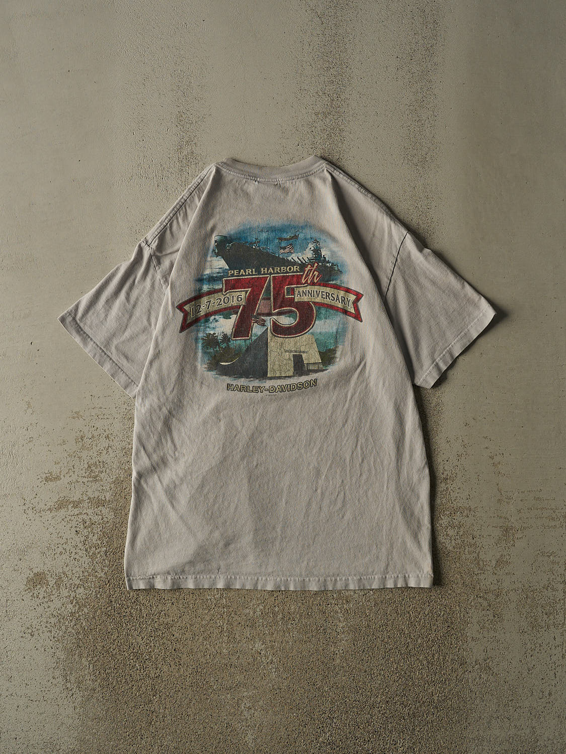 Vintage 16' Grey Harley Davidson Hawaii Tee (L/XL)