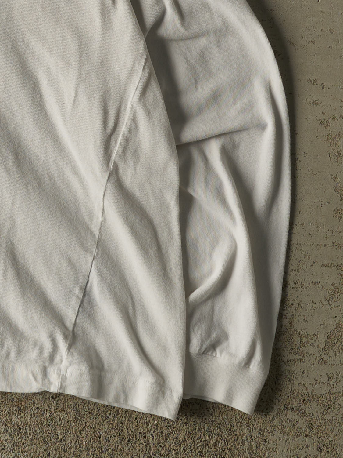 Vintage Y2K White Tommy Hilfiger Embroidered Long Sleeve (M)