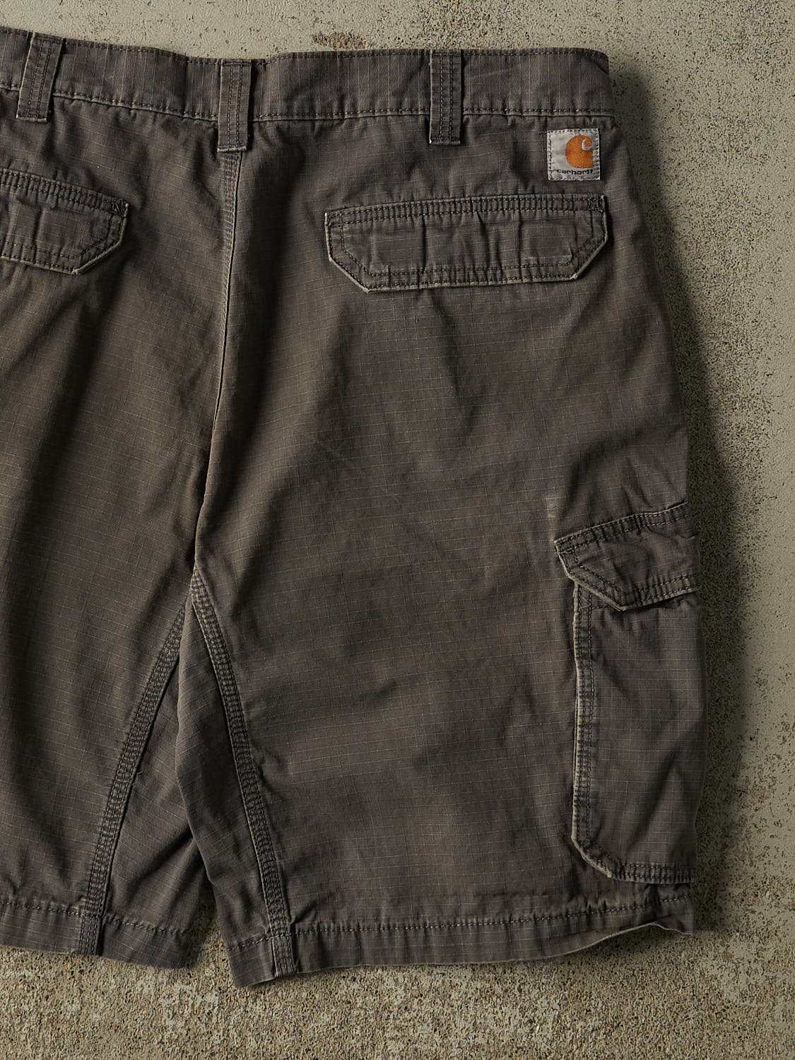 Vintage Y2K Grey Carhartt Cargo Shorts (37x11)