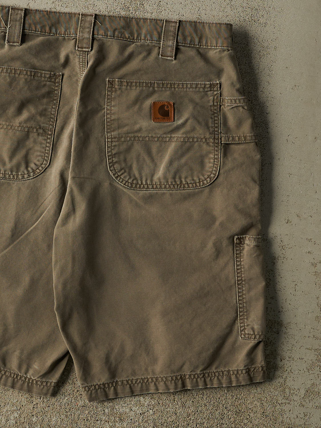 Vintage 90s Brown Carhartt Carpenter Shorts (33x10)