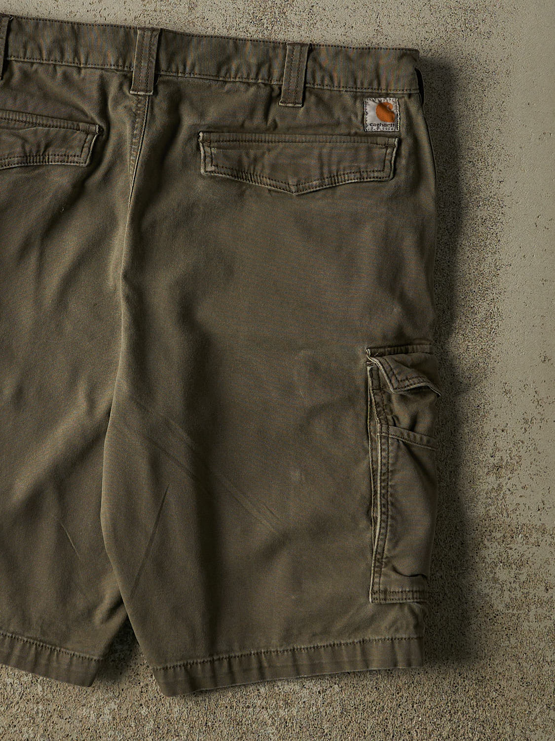 Vintage Y2K Green Carhartt Cargo Shorts (37x11)