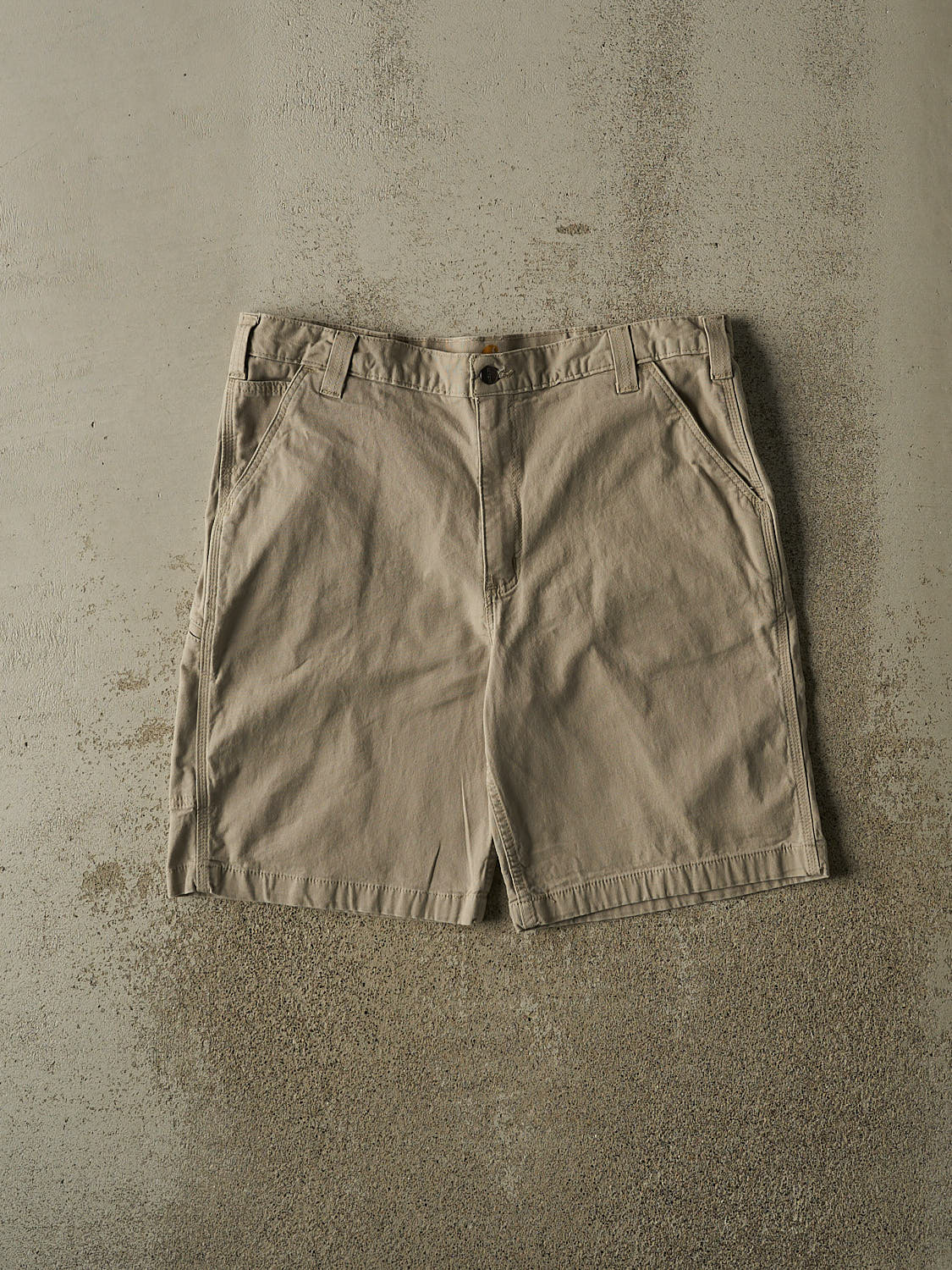 Vintage Y2K Beige Carhartt Work Shorts (38x9.5)