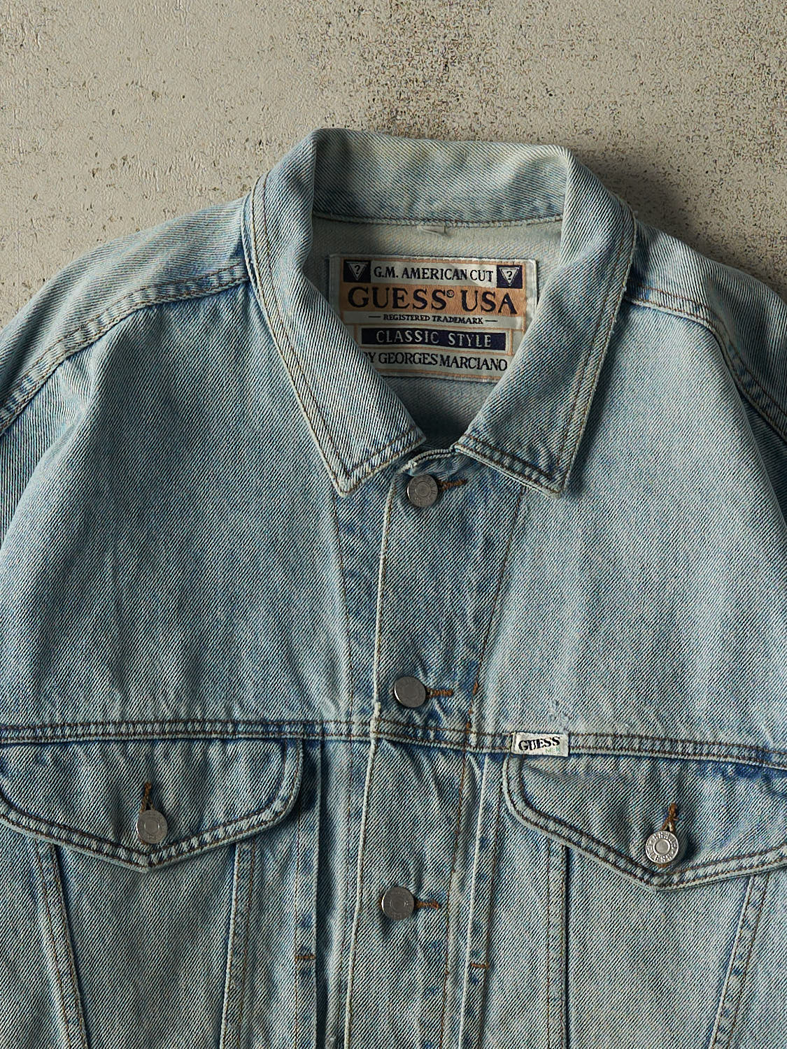 Vintage 80s Light Wash Guess Denim Jacket (L/XL)