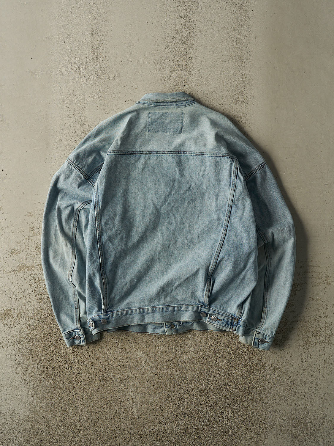 Vintage 80s Light Wash Guess Denim Jacket (L/XL)