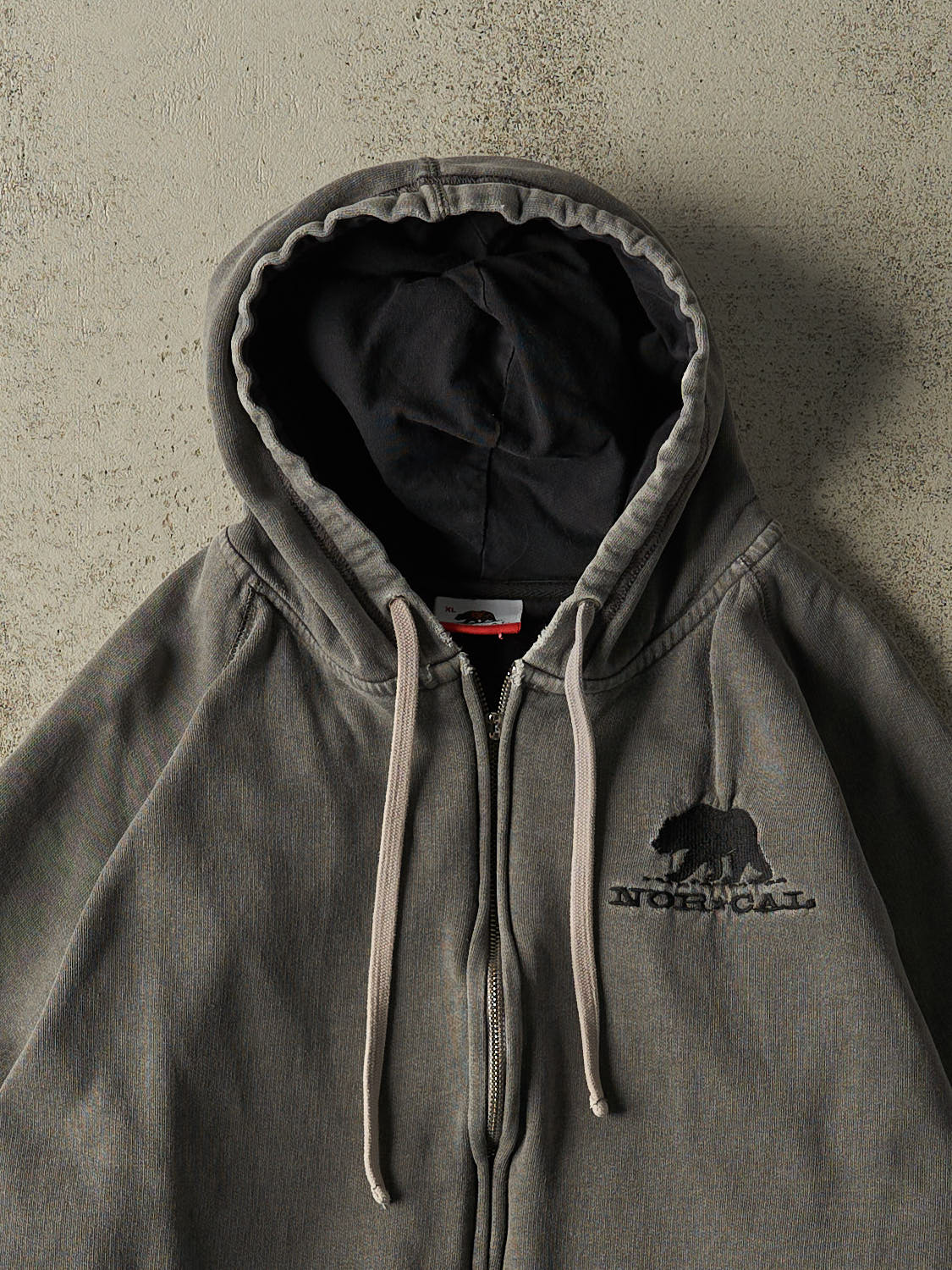 Vintage Y2K Charcoal Grey Nor Cal Embroidered Zip Up Hoodie (M/L)
