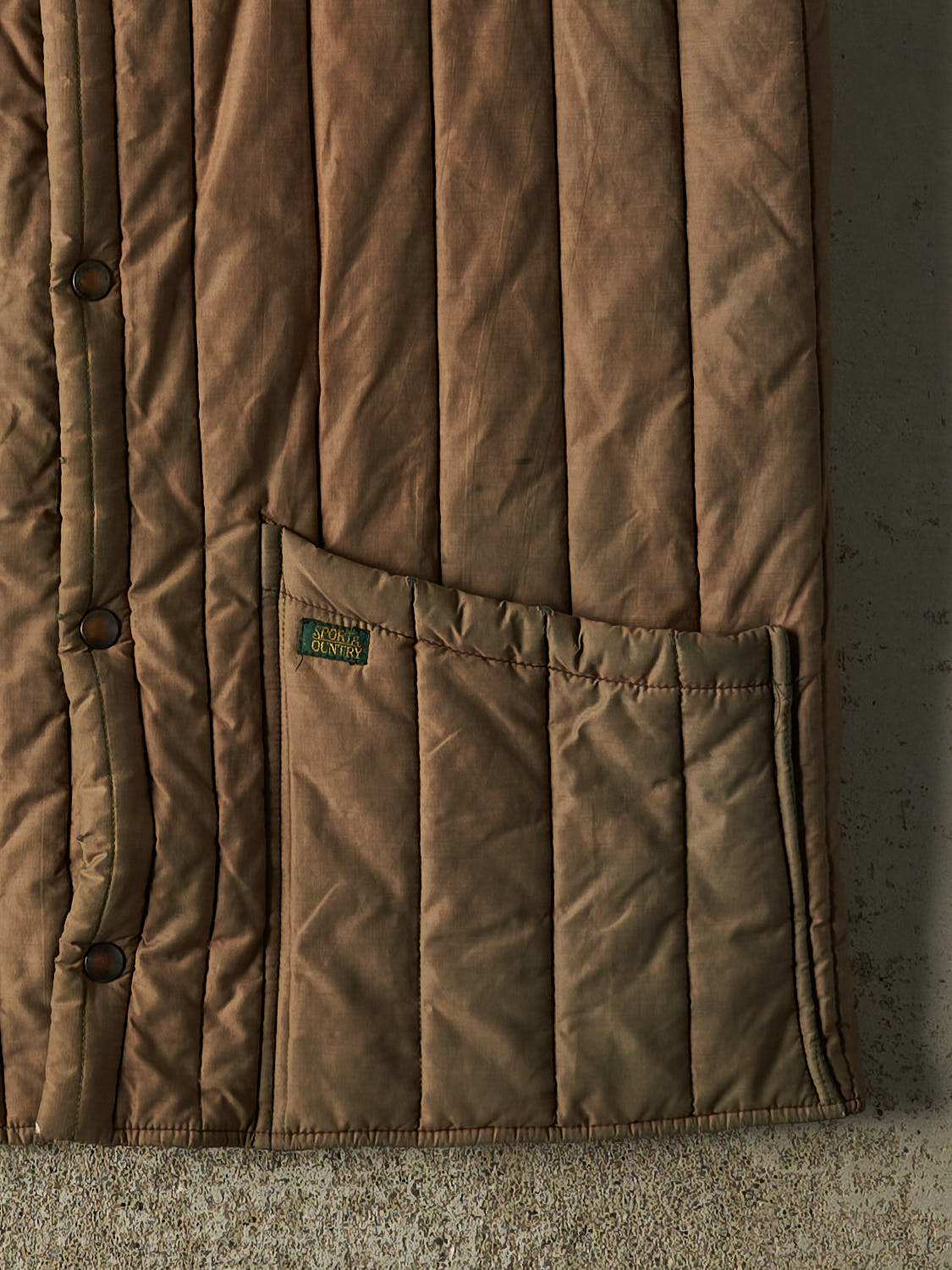 Vintage 70s Sun Faded Brown Puffer Outdoors Vest (L/XL)