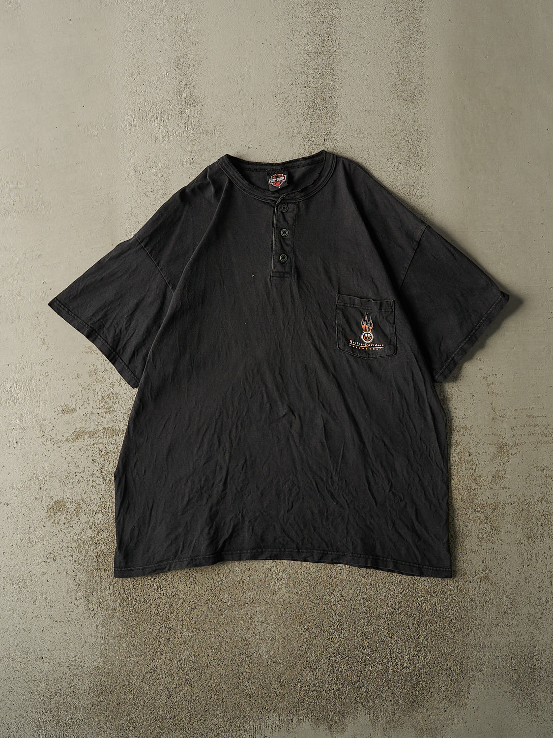 Vintage 02' Black Harley Davidson Daytona Bike Week Quarter Button Tee (XL)