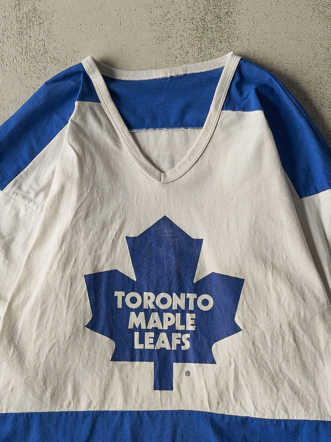 Vintage 90s White Toronto Maple Leafs #93 Doug Gilmour Autographed Long Sleeve Jersey (L/XL)