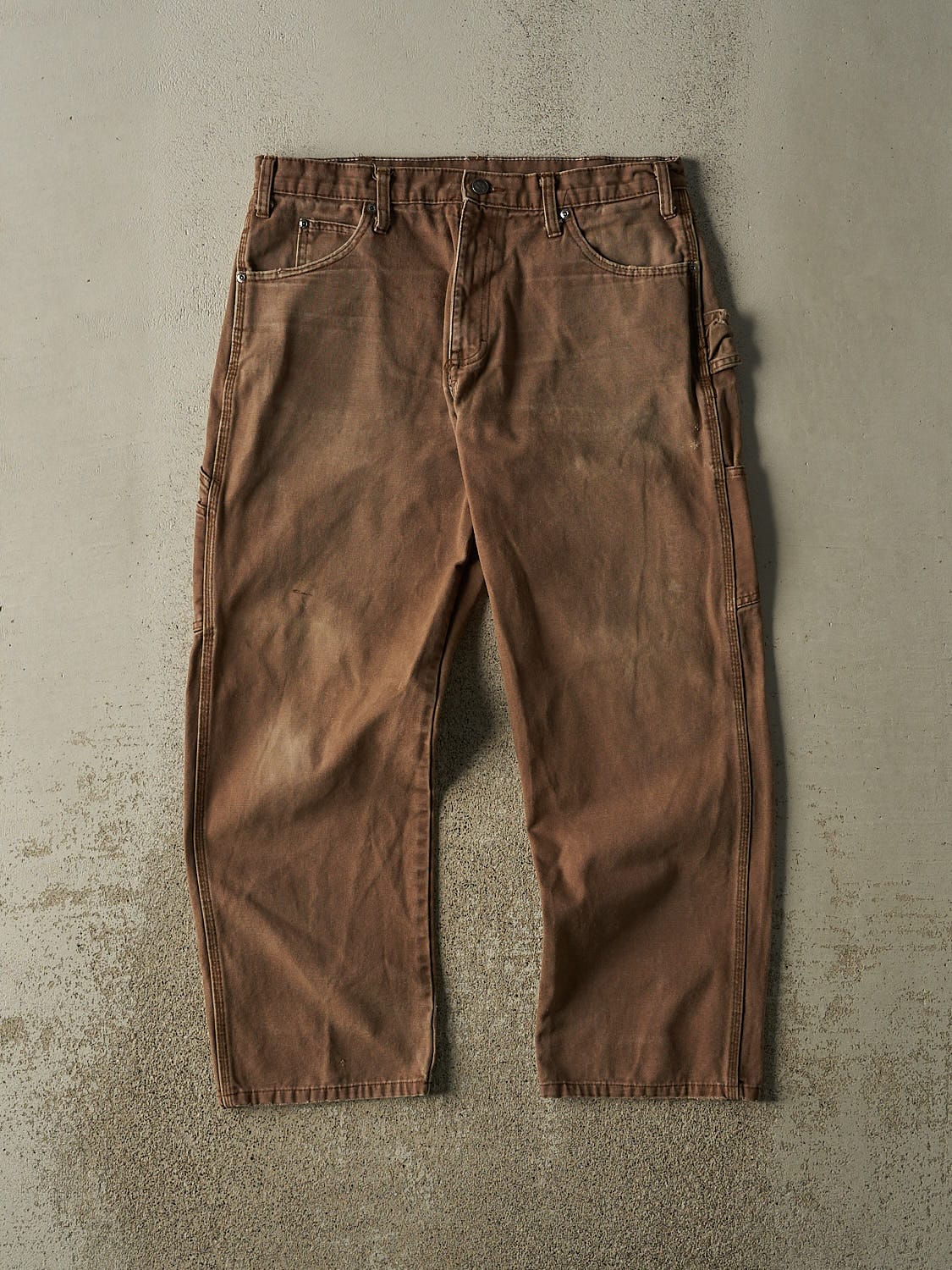 90s two tack slacksブラウン BALENCIAGA 91 DPTO — LOT.209 Damaged Mud Dyed Brown Buckle-Backed Trousers