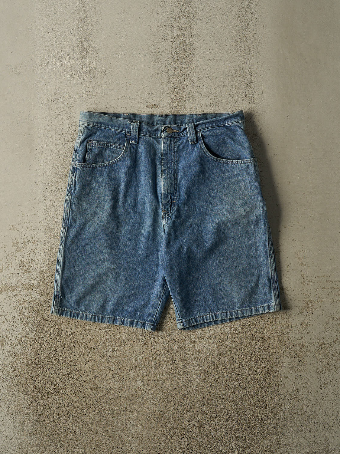 Vintage 90s Mid Wash Wrangler Carpenter Jorts (34x10)