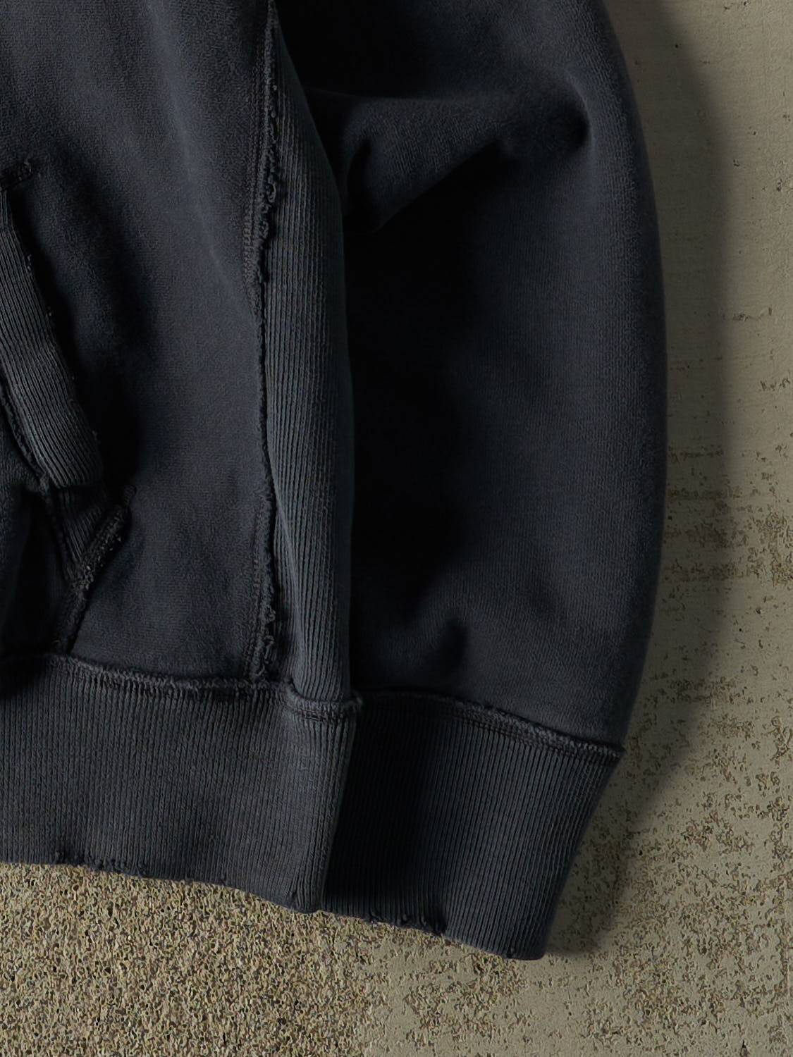 Vintage Y2K Navy Blue Abercrombie & Fitch Hoodie (L)