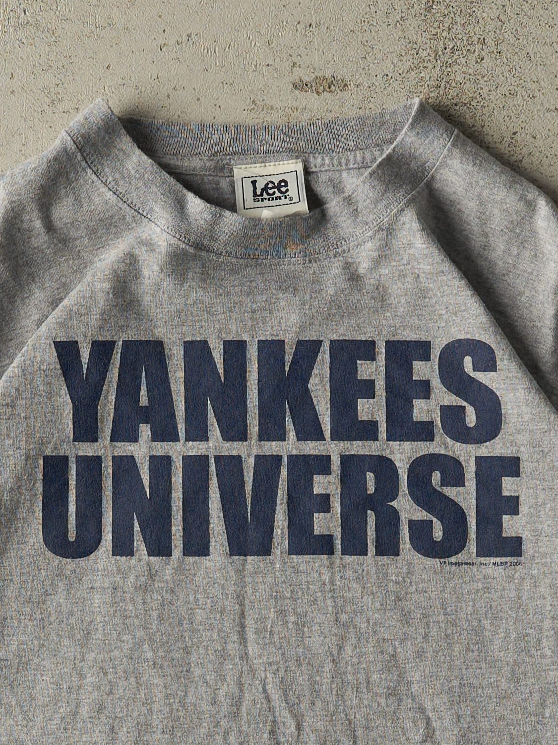Vintage 06' Grey New York Yankees Universe Tee (L/XL)