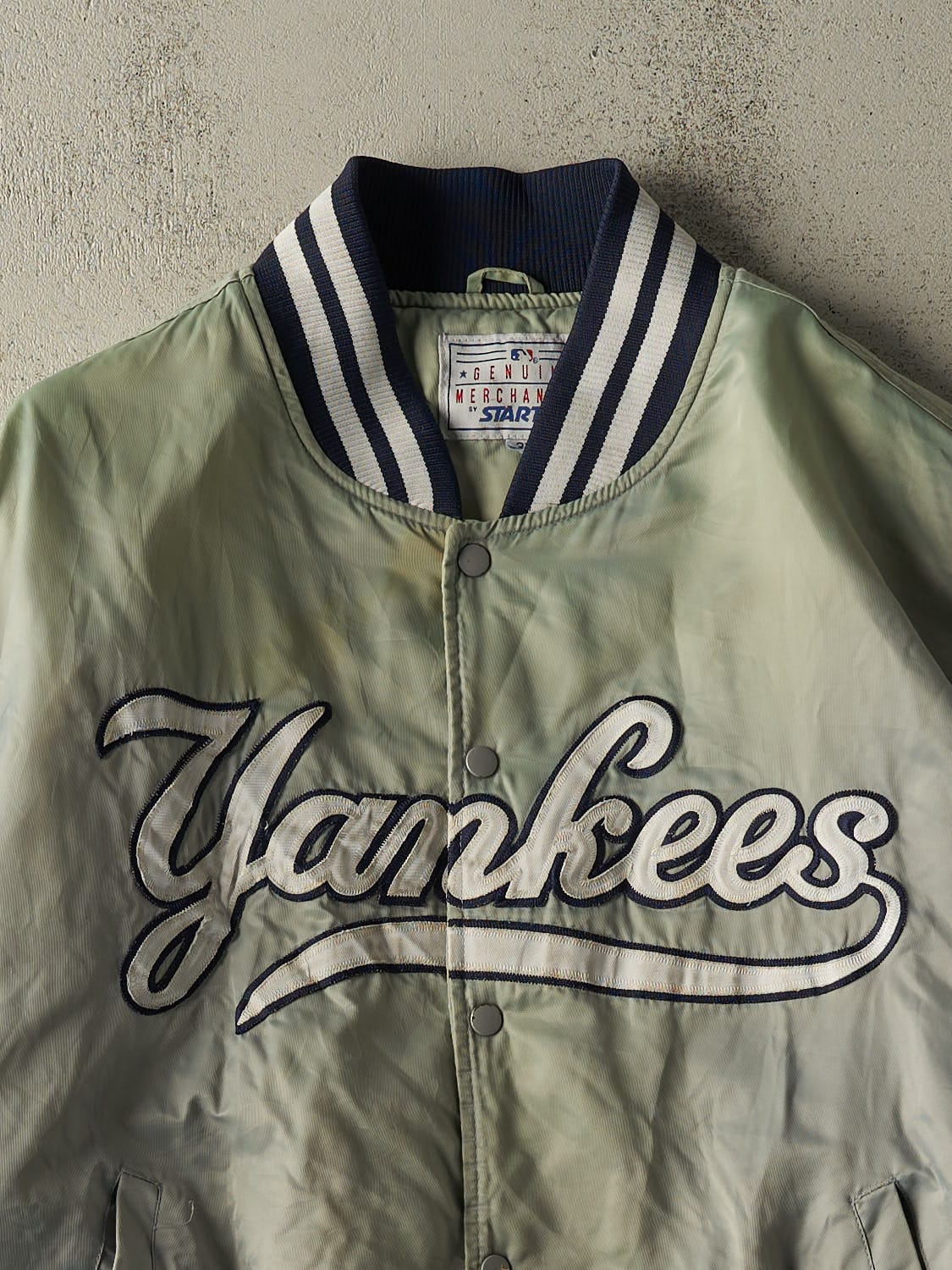Vintage 90s Grey Starter New York Yankees Embroidered Satin Varsity Jacket (XXL)