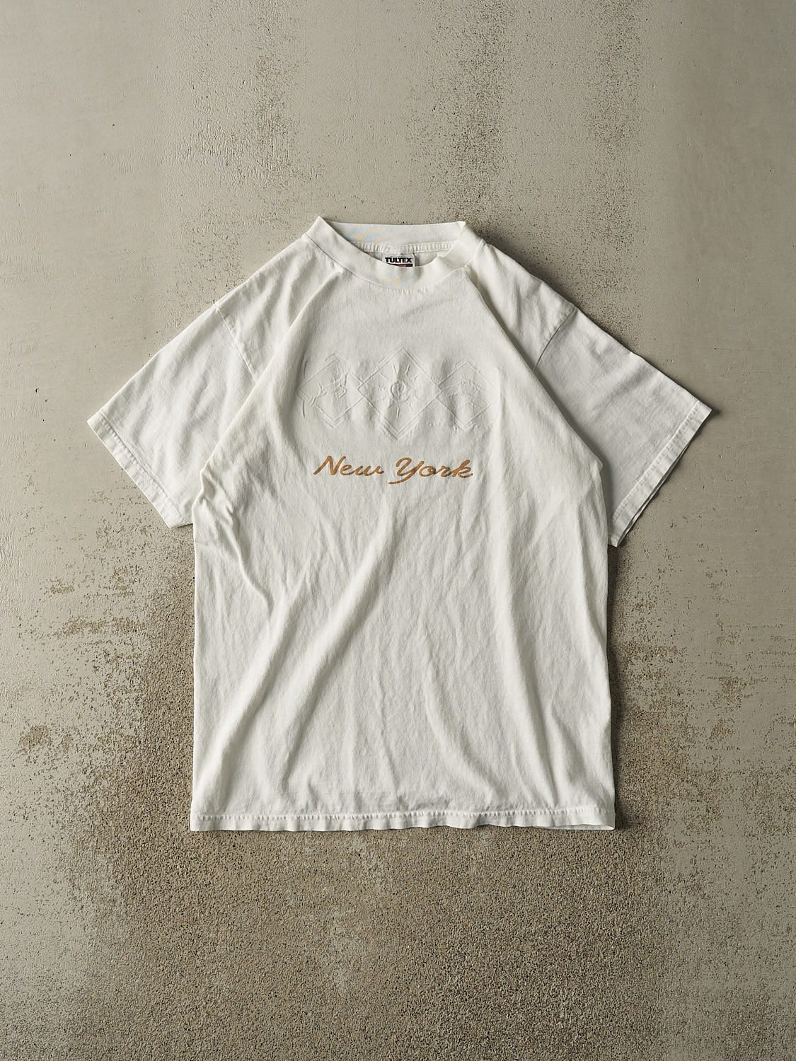 Vintage 90s White New York Embossed Tee (M/L)