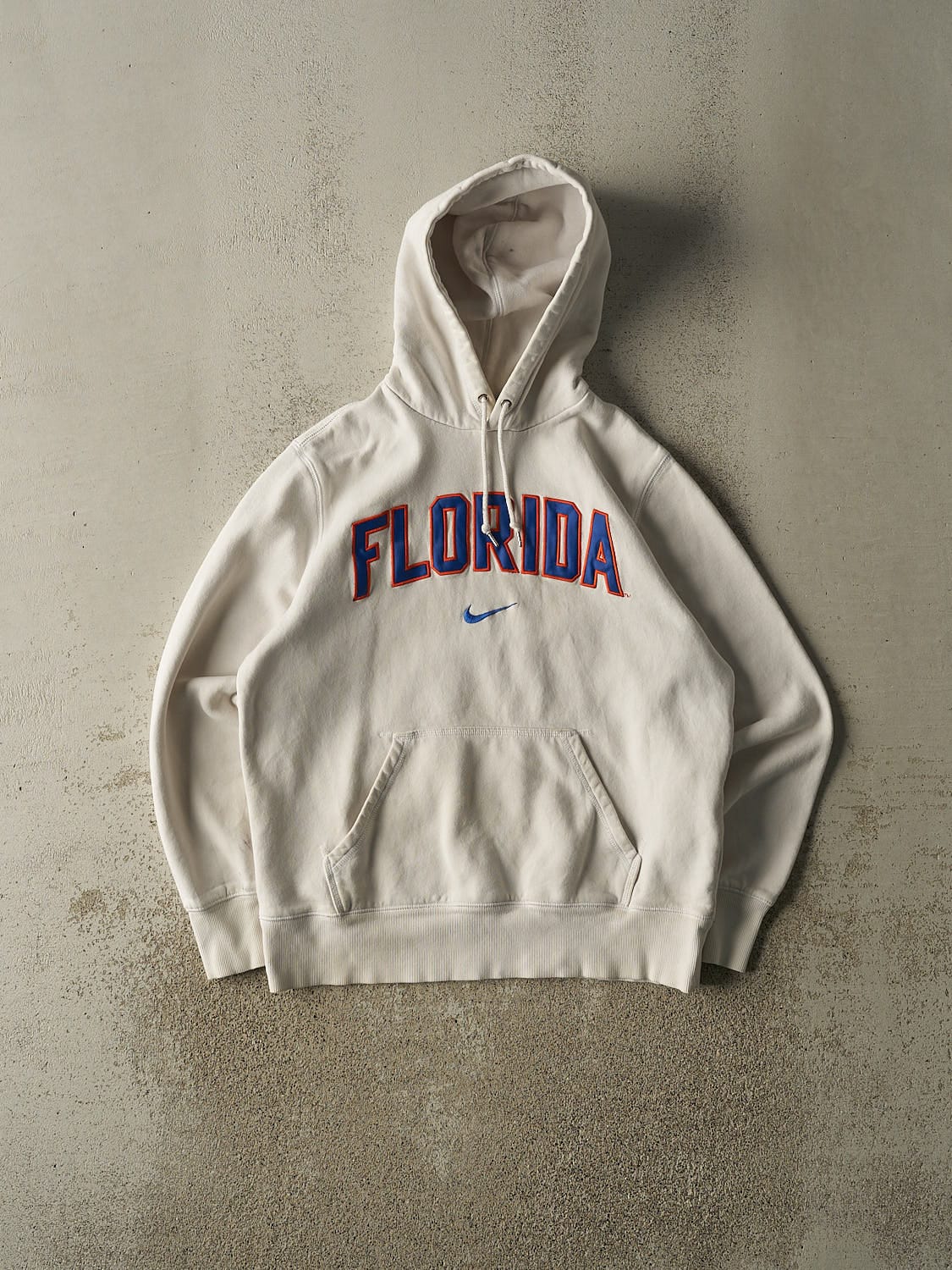 Vintage Y2K White Nike Middle Swoosh University of Florida Embroidered Hoodie (M)