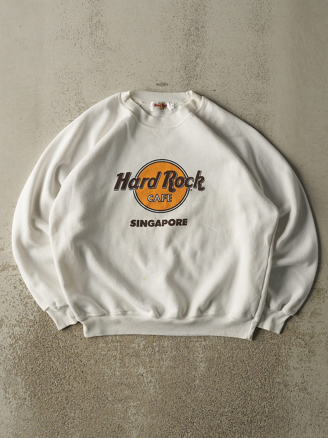 Vintage 90s White Hard Rock Cafe Singapore Crewneck (M/L)