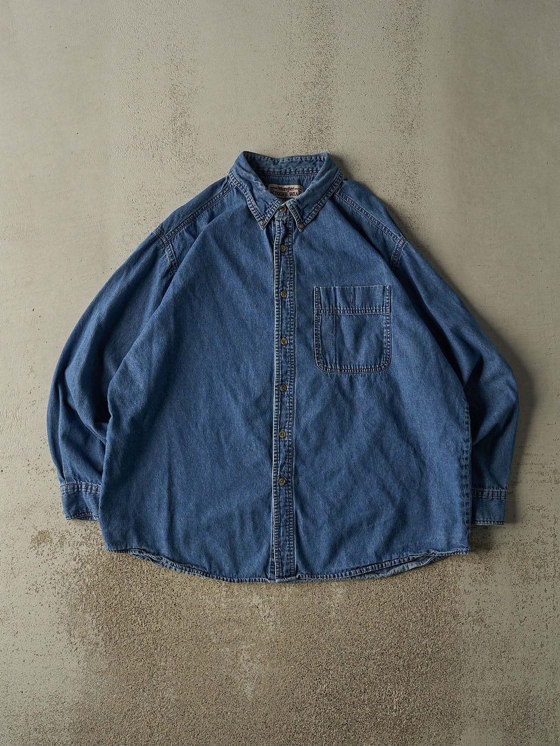 Vintage 90s Mid Wash Wrangler Denim Button Up Long Sleeve (XL/XXL)