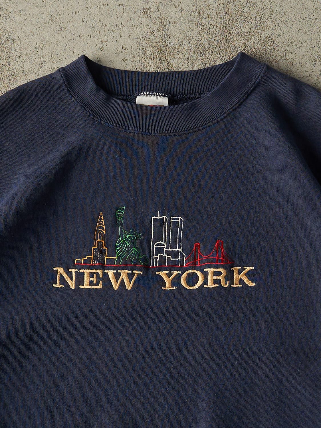 Vintage 90s Navy Blue New York Embroidered Crewneck (L)