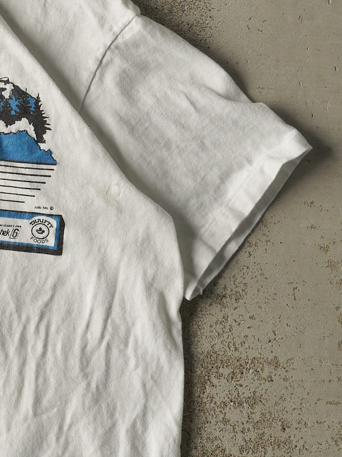 Vintage 80s White Thrifty Foods Island Race Run Tee (S/M)
