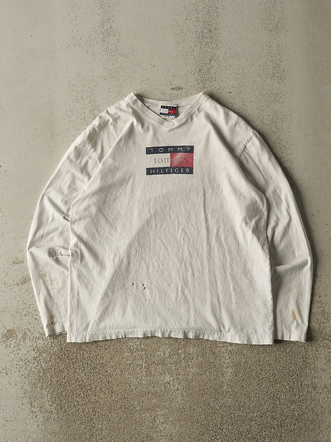 Vintage 90s White Tommy Hilfiger Long Sleeve (M)