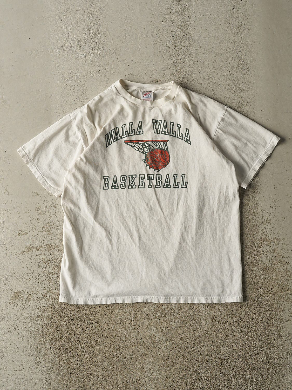 Vintage 90s White Walla Walla Basketball Tee (M)