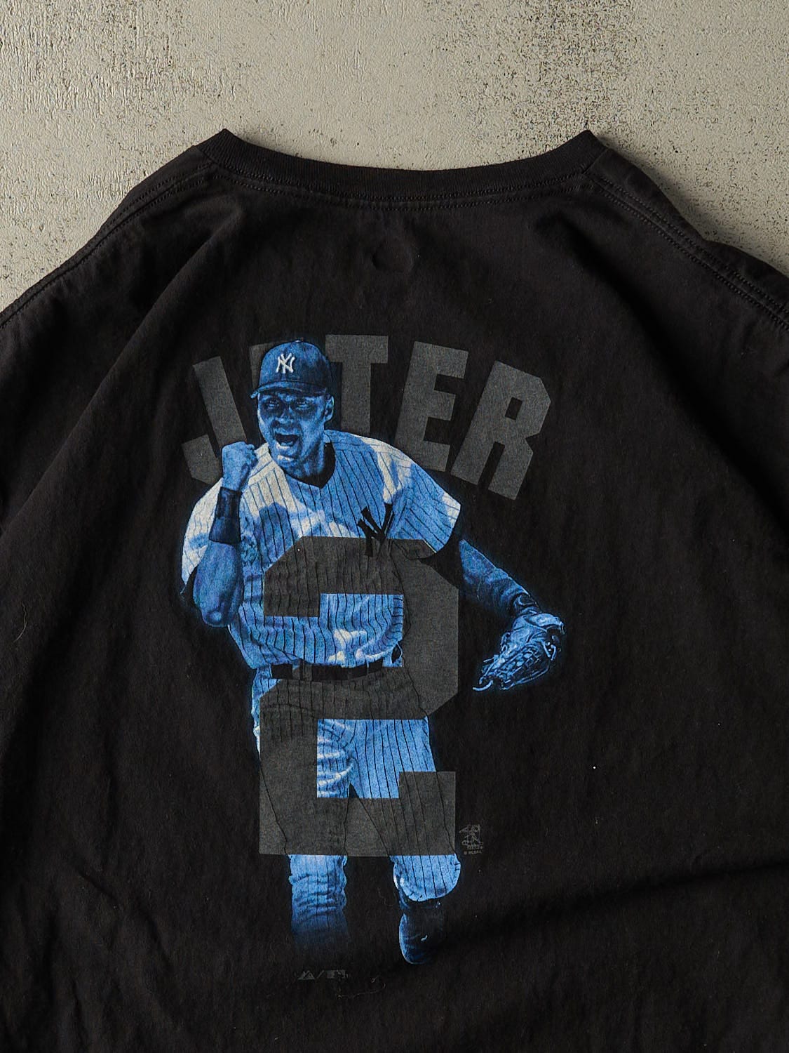 Vintage Y2K Black New York Yankees "The Captain" Derek Jeter Tee (XXL)