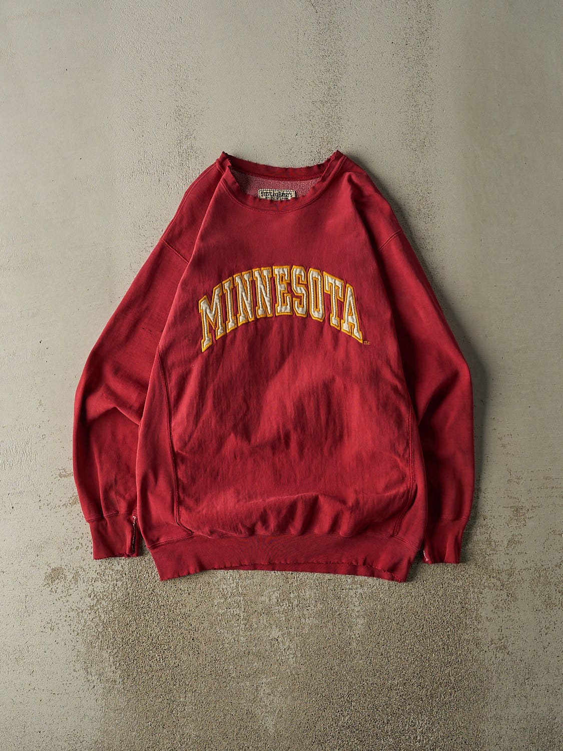 Vintage 90s Burgundy University of Minnesota Embroidered Crewneck (L/XL)