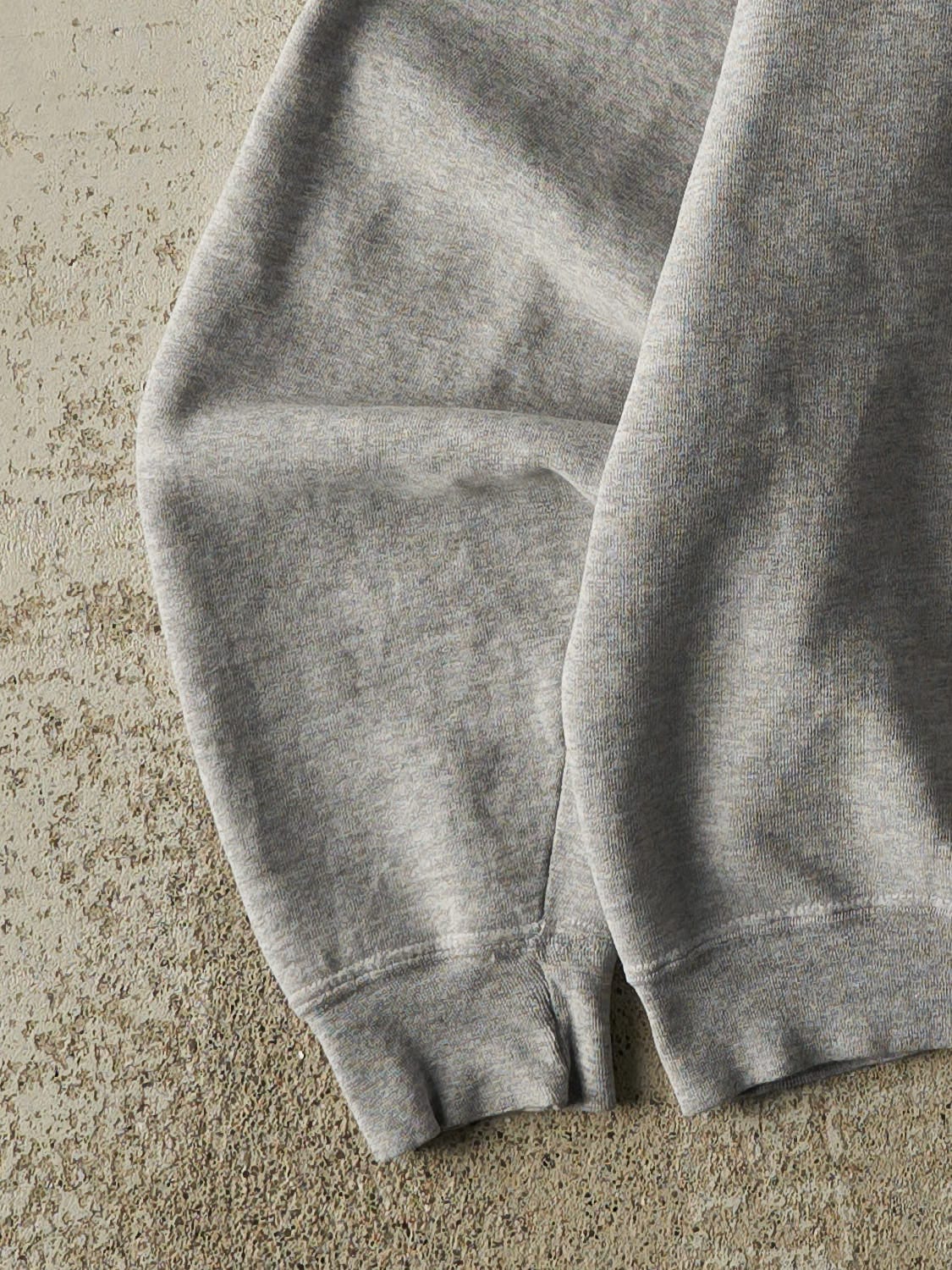 Vintage 90s Grey US Army Embroidered Crewneck (S/M)