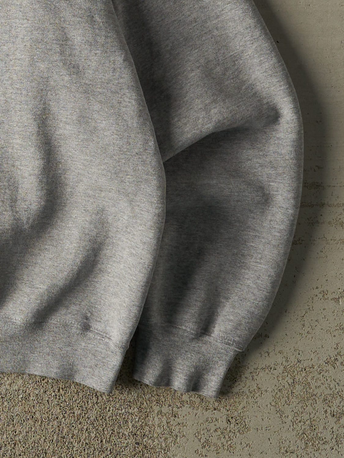Vintage 90s Grey US Army Embroidered Crewneck (S/M)