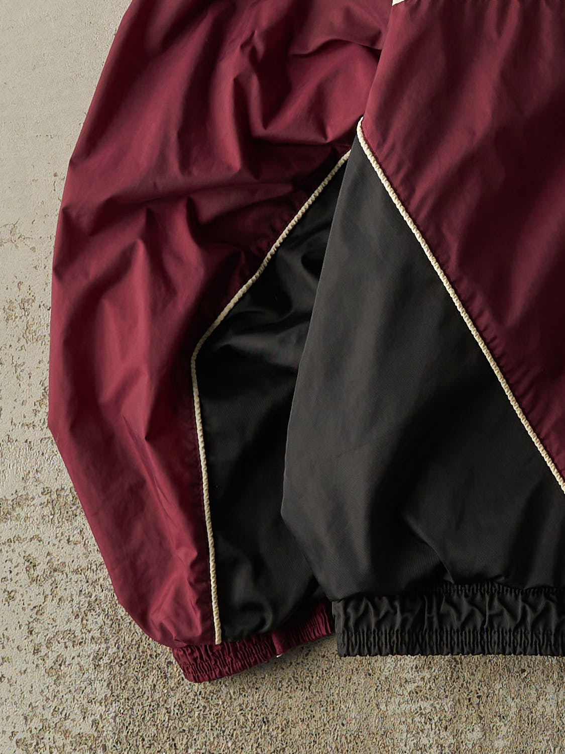Vintage Y2K Burgundy Adidas Windbreaker Jacket (M)