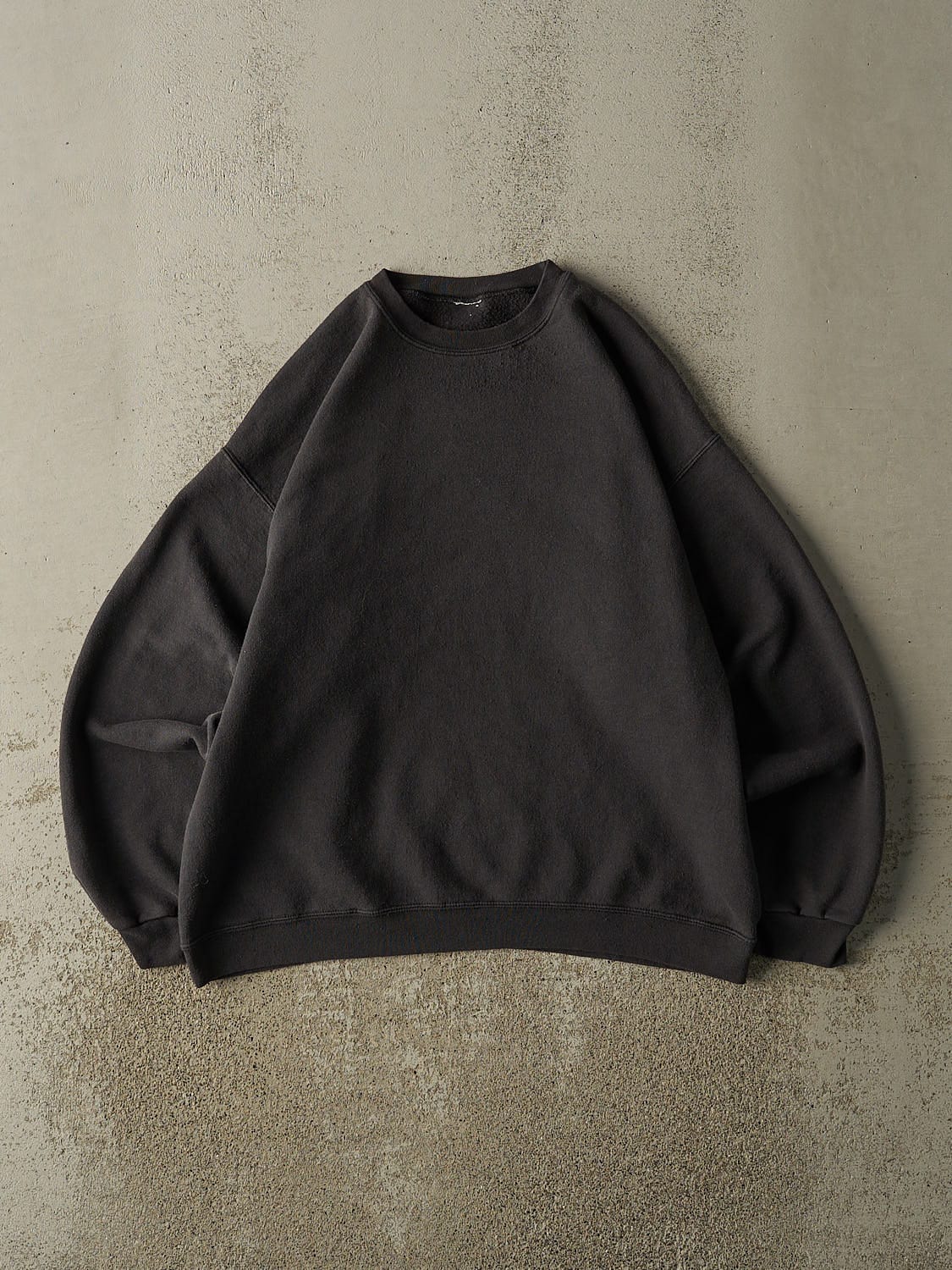 Vintage 90s Faded Black Blank Crewneck (M/L)
