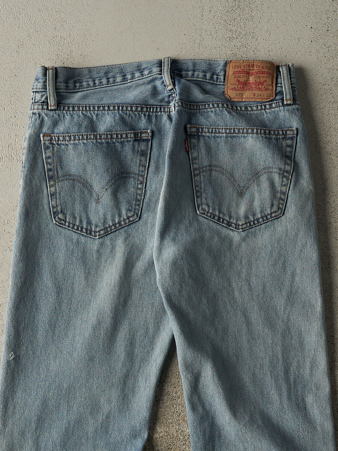 Vintage 90s Light Wash Levi's 505 Jeans (33x29)