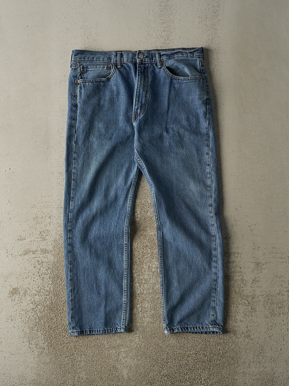 Vintage Y2K Mid Wash Levi's 505 Jeans (36x29)