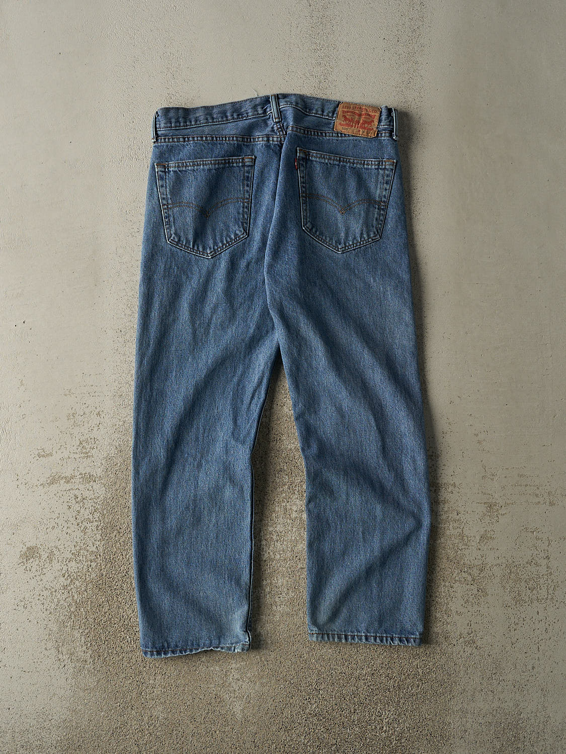Vintage Y2K Mid Wash Levi's 505 Jeans (36x29)