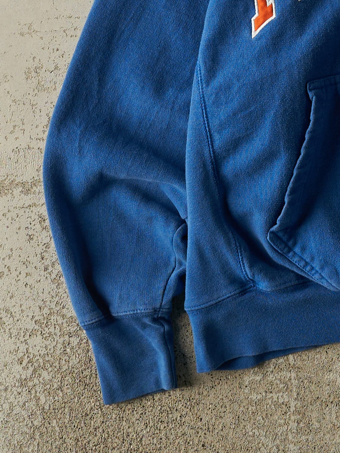Vintage Y2K Blue University of Florida Embroidered Hoodie (S/M)