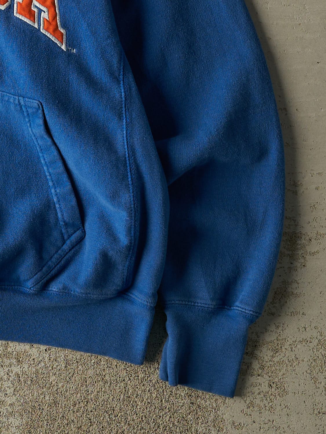 Vintage Y2K Blue University of Florida Embroidered Hoodie (S/M)