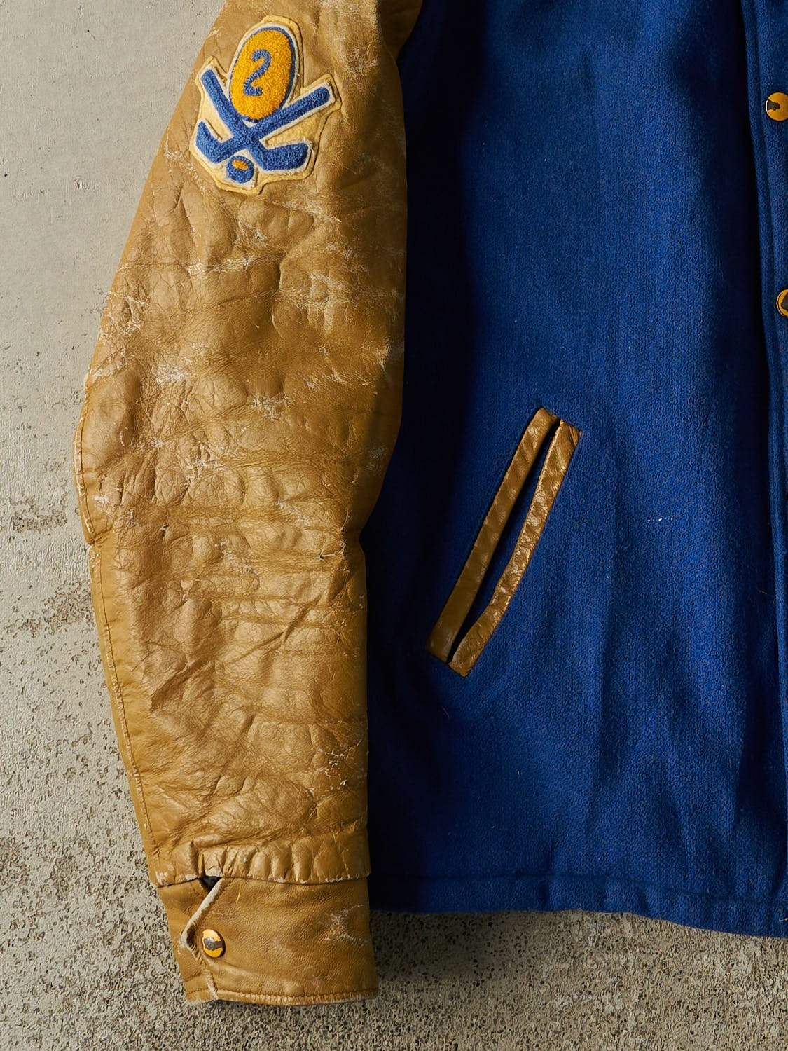 Vintage 83' Blue Hockey Varsity Jacket (M/L)
