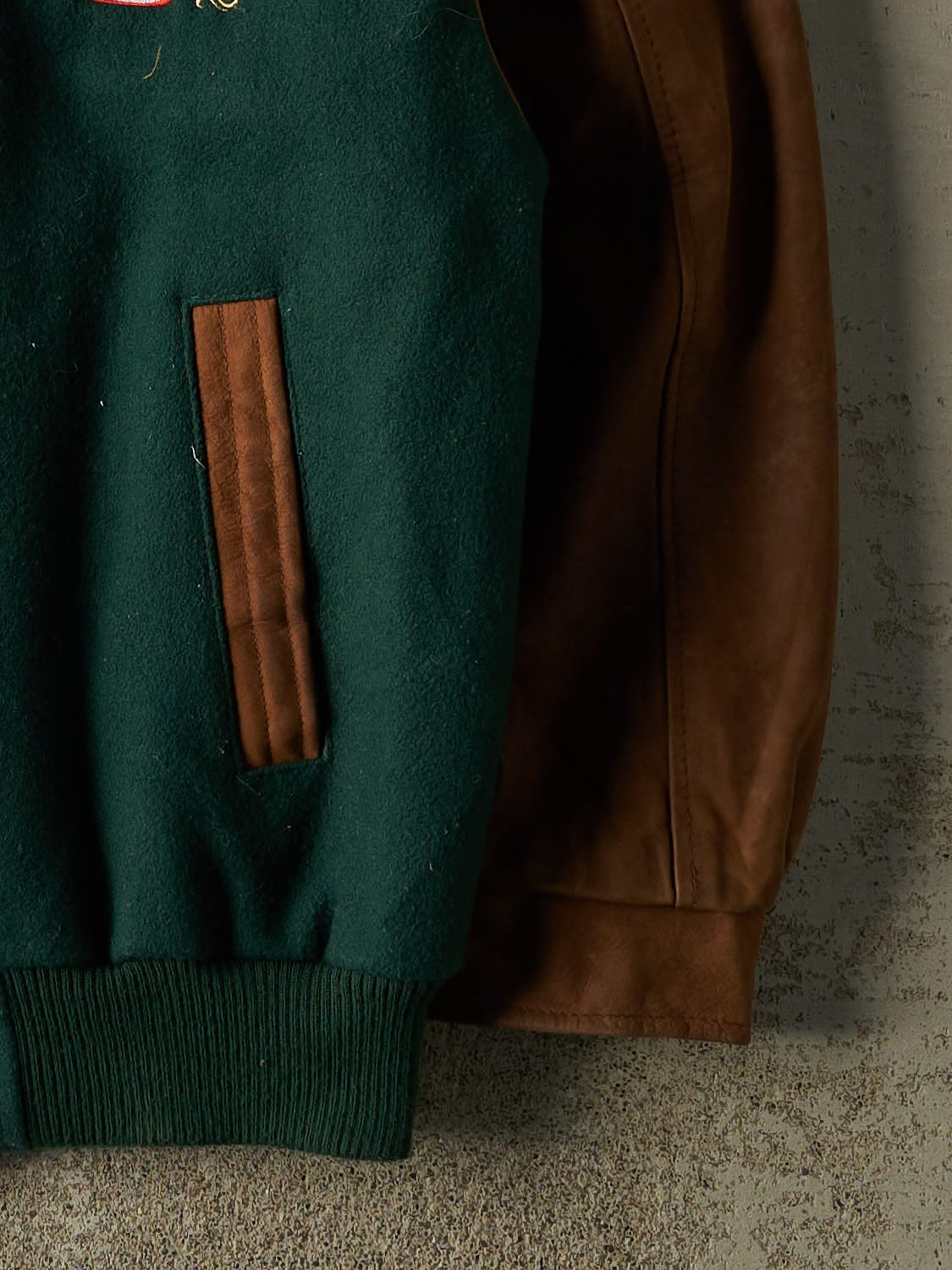 Vintage 90s Green Kraft Embroidered Varsity Jacket (L/XL)