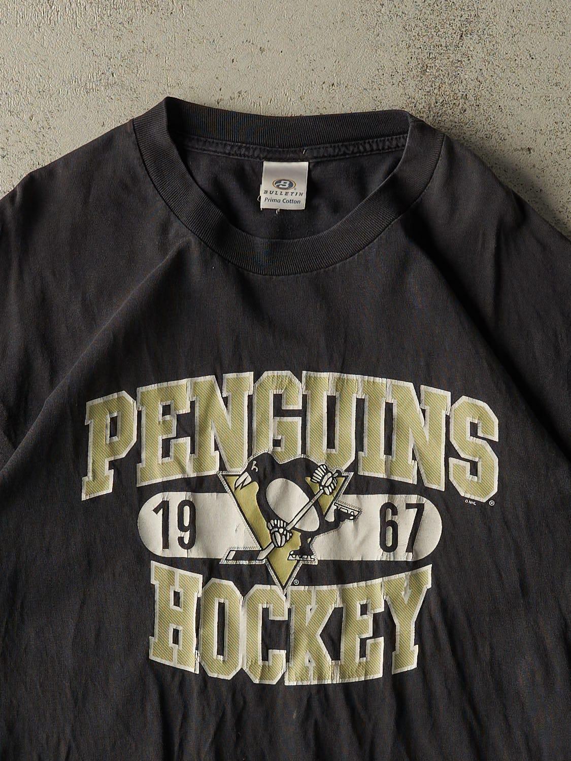 Vintage Y2K Black Pittsburgh Penguins Tee (L/XL)