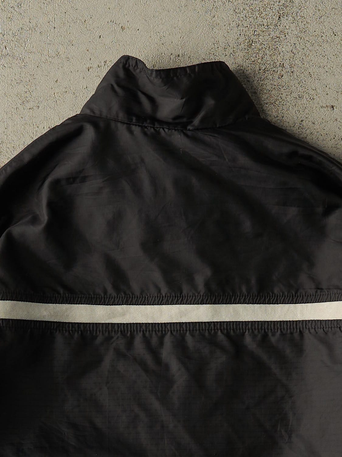 Vintage 90s Black Nike Embroidered Windbreaker Jacket (S/M)