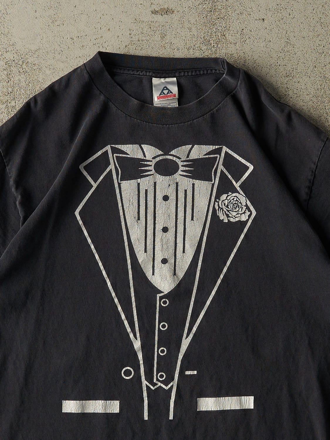Vintage Y2K Black Tuxedo Funny Tee (M/L)